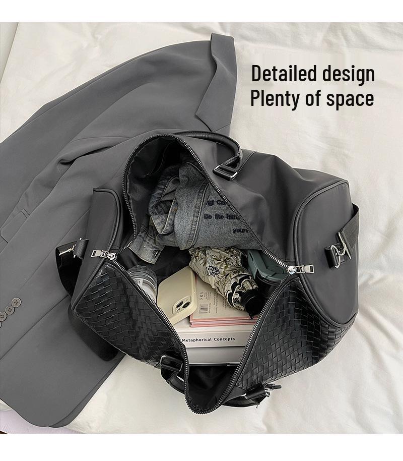 Men's Large Capacity Korean Style Casual Business Travel Shoulder Bag