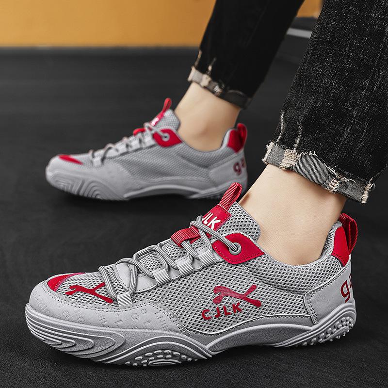 

2025 summer new casual men s shoes retro men s high sense Internet celebrity explosion trendy brand sports shoes breathable trendy shoes 39