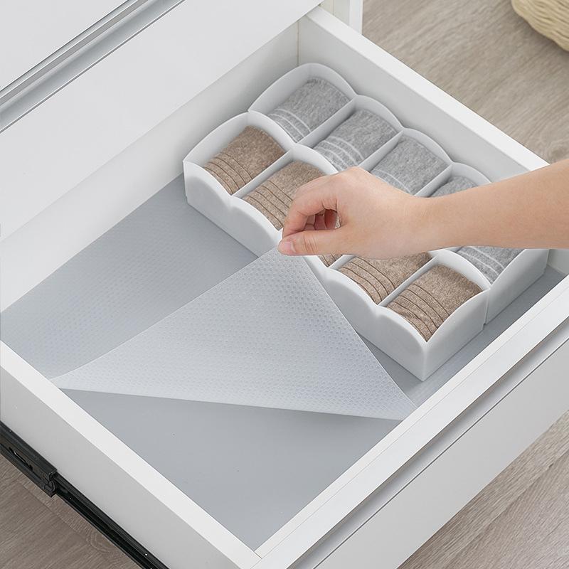 Sous-tiroirs réutilisables Lavables Anti-poussière et Antidérapants Sets de table Tapis pour Placards de Cuisine Revêtements Antidérapants pour Réfrigérateur Papier pour Étagères