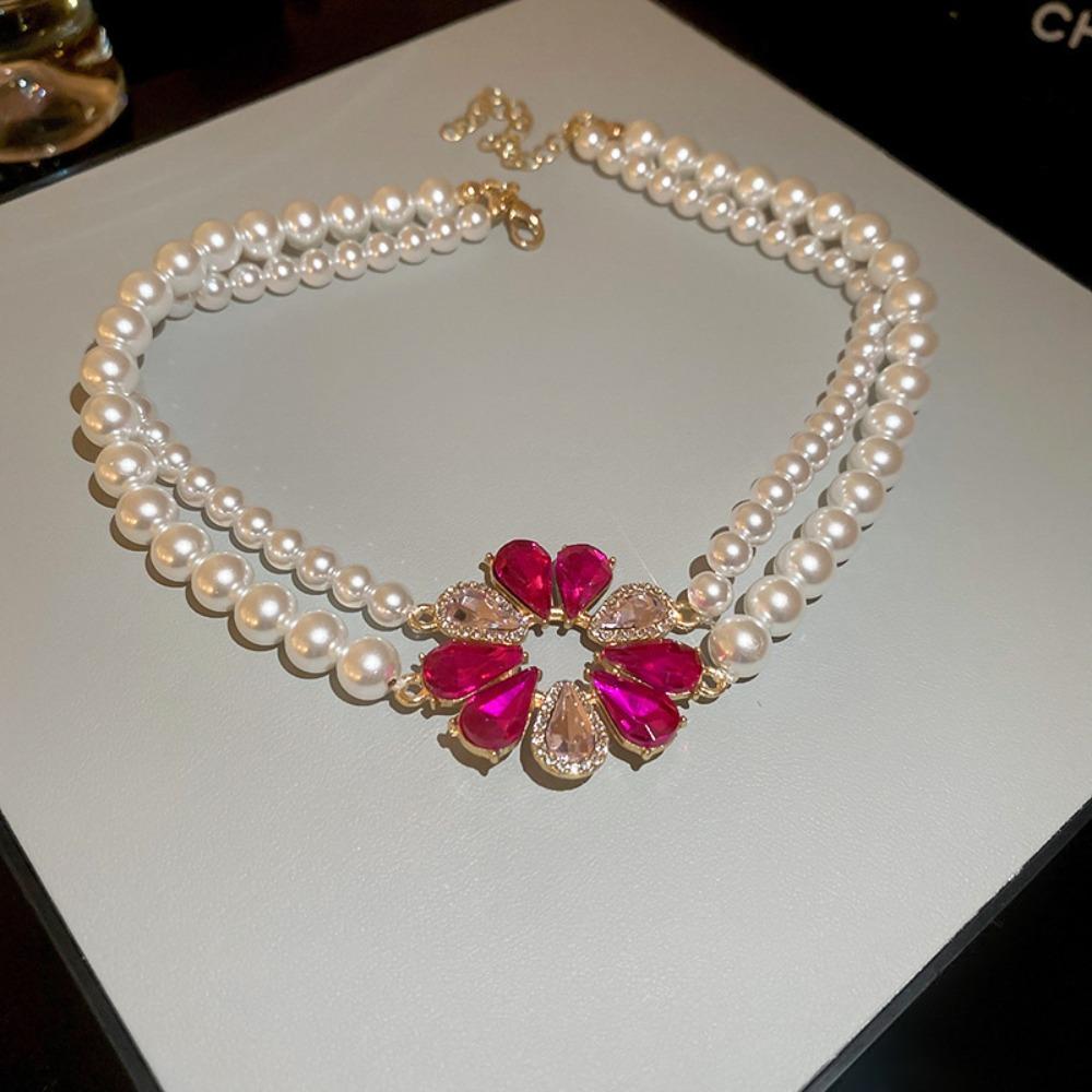 Diamond-encrusted Flower Geometric Pearl Necklace Temperament Light Luxury Sweater Chain French Retro Necklace Autumn and Winter