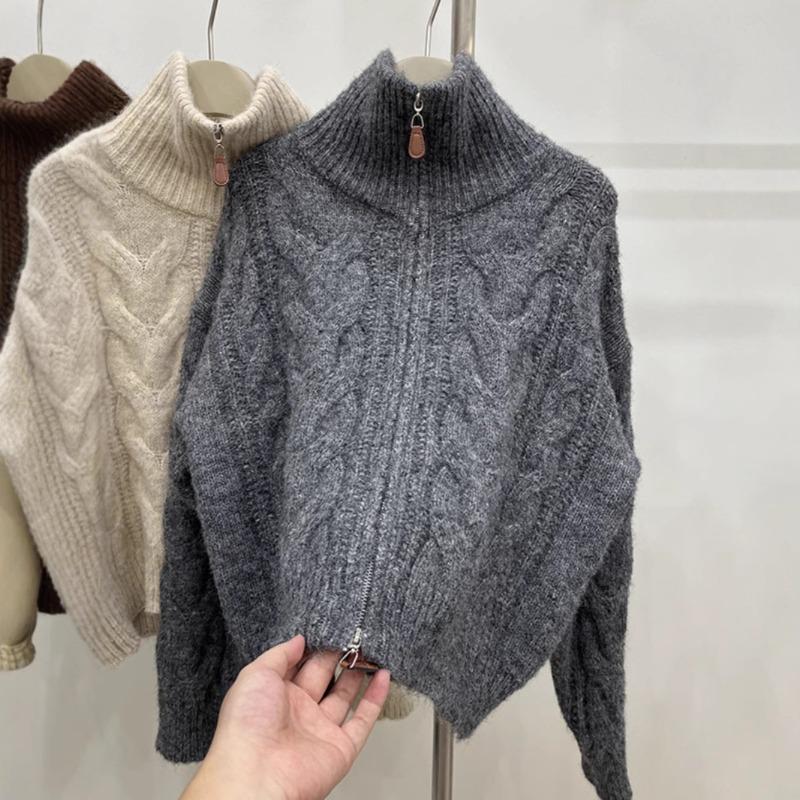 Stand-up collar zipper sweater cardigan women's autumn and winter new loose soft waxy twist Maillard short knitted jacket