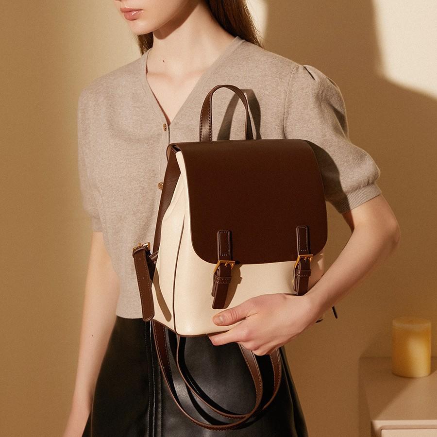 2025 New Spring and Autumn Backpack for Female College Students, Simple Backpack for Women, Large Capacity Travel Backpack