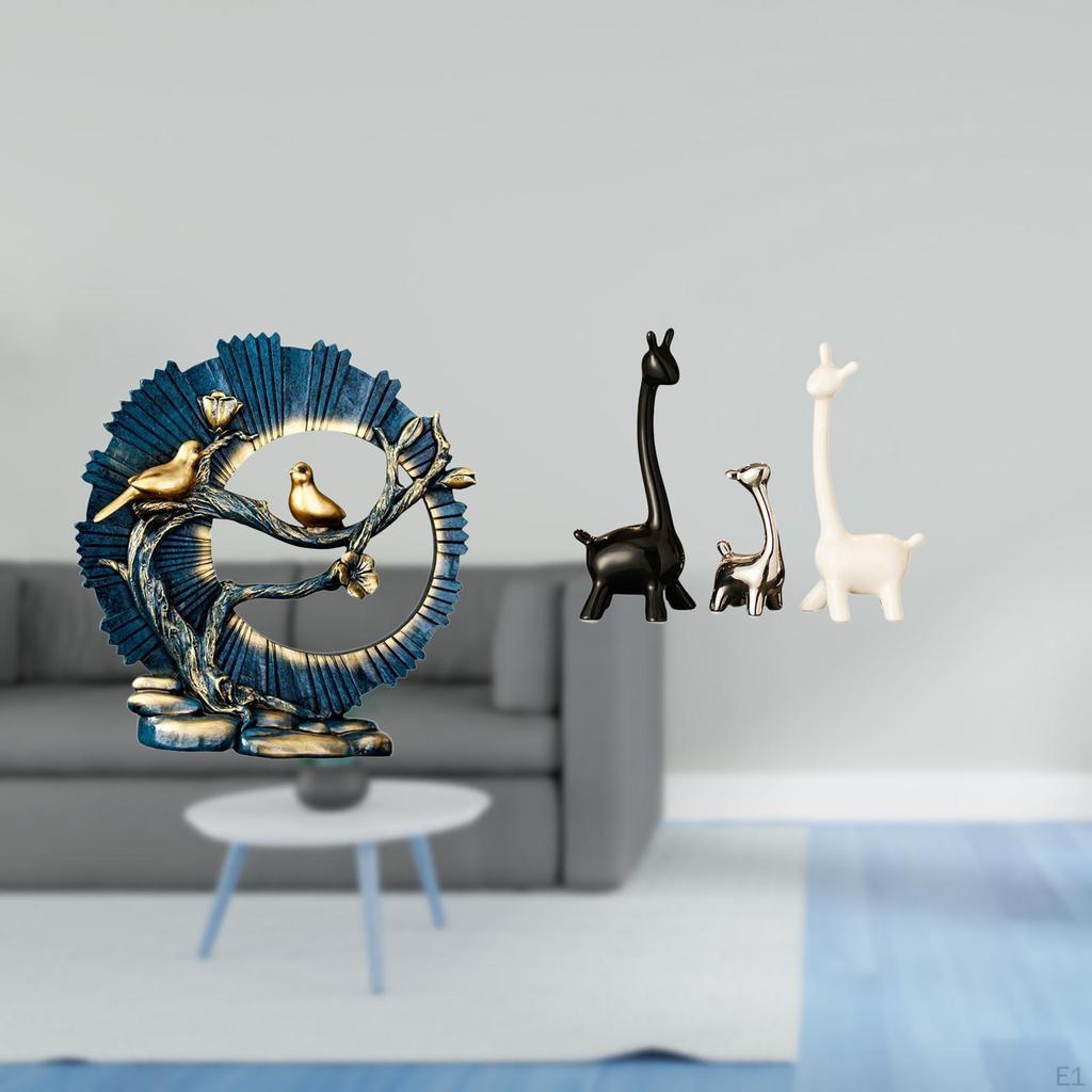 Figurine Craft Knick Knack Resin Giraffe Statue for House Decorations Bookshelf Living Room Desk