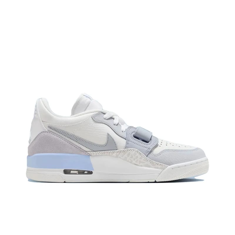 Jordan Legacy 312 Low 'Glacier Blue' Crushed Ice Blue Low Top Vintage Basketball Shoes Men's White Gray HQ1190-101
