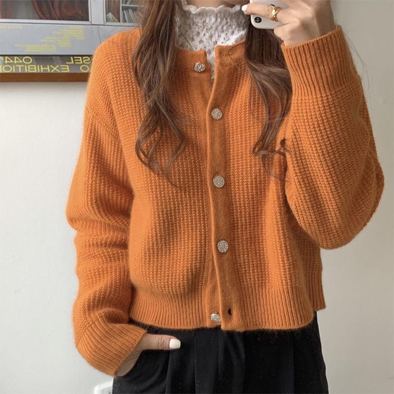 Spring Retro Petite Knitted Cardigan – Women's Short Round Neck Sweater with Hong Kong Style