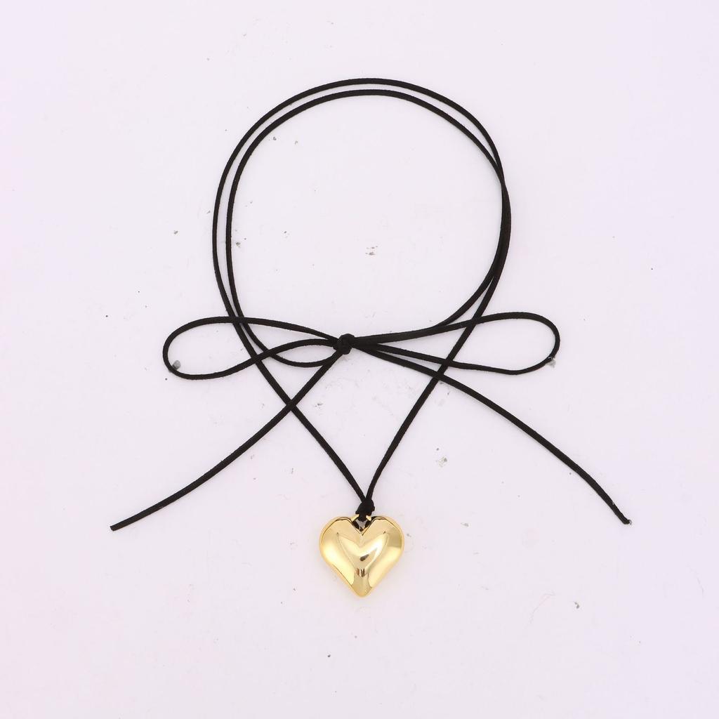 Hot-selling cherry pearl necklace women's ins style fashion high sense love collarbone chain new item pendant