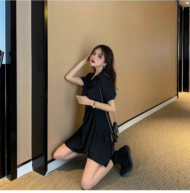 Hepburn Style V-Neck Little Black Dress for Women - 2025 Spring & Autumn Collection, Retro Short-Sleeved Design