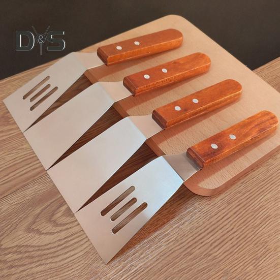 Stainless Steel Thin Slotted Fish Turner Frying Spatula for Cast Iron Skillet Kitchen Spatulas for Pancakes Steak Burger