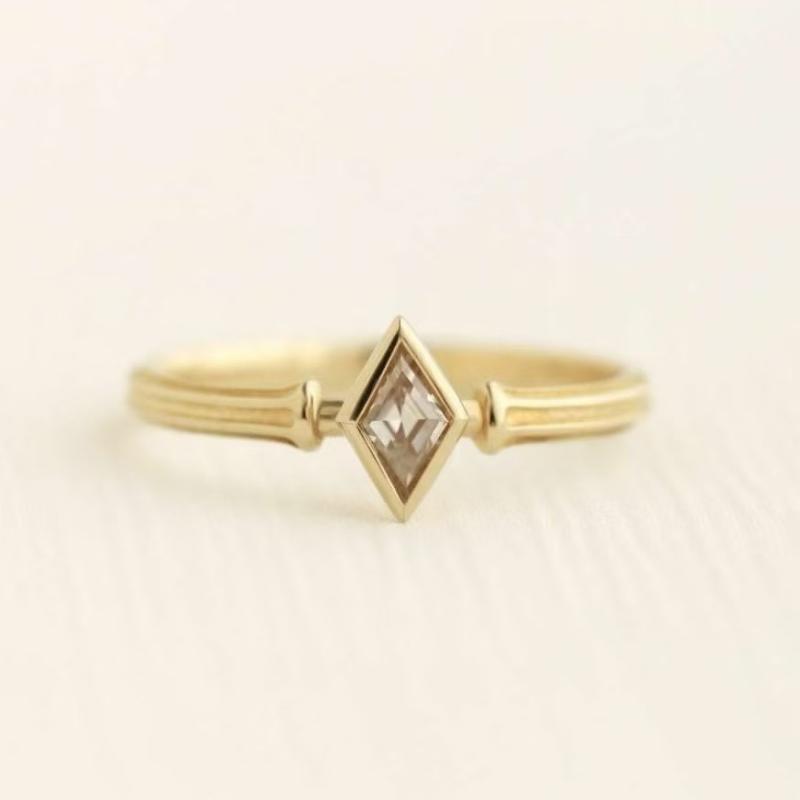 Selling Gold Plated Stainless Steel Rings For Women Heart Ring Jewelry Accessories