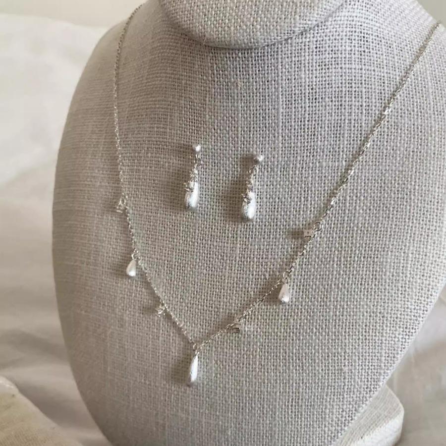 Simple brushed water drop zircon necklace gentle temperament collarbone chain niche versatile neck chain tide