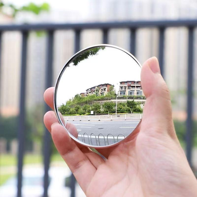 Portable Reflective Travel Mirror: Compact Round Handheld for Photo Shooting.