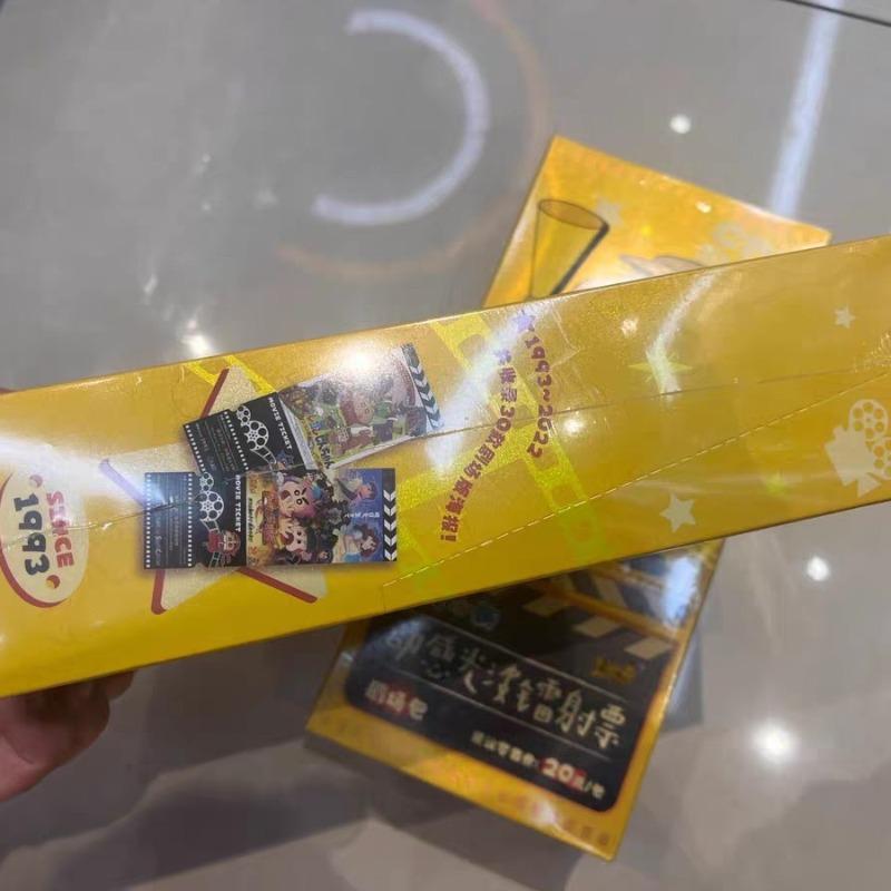Genuine Crayon ShinChan Laser Card Dynamic Lightwave Theater Edition Animation Cartoon Collection Peripheral Toy