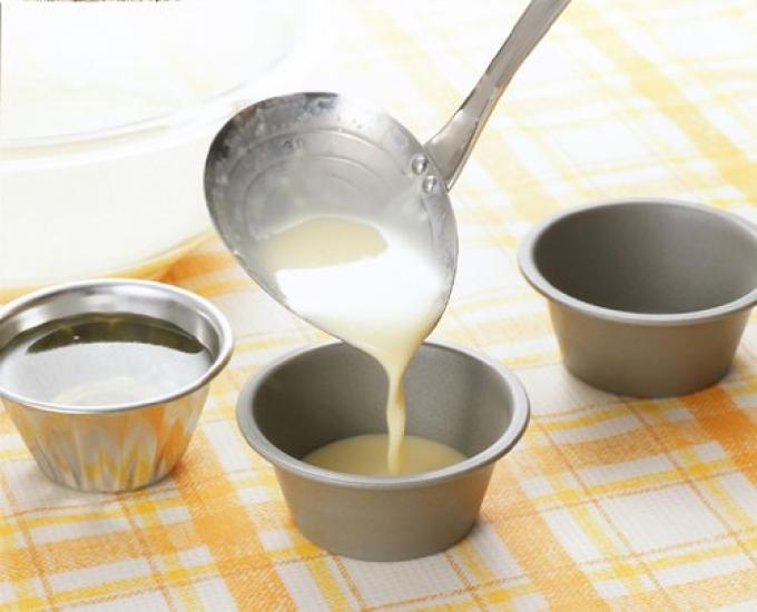 Yoshikawa Horizontal Mouth with Measuring Made In YH6691 Ladle, 70ml, Sticks, Tsubame-Sanjo, Japan,
