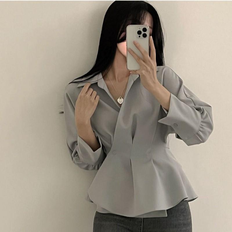 2023 Retro Waist-Hugging Skirt & Chic Ruffle Long Sleeve Shirt