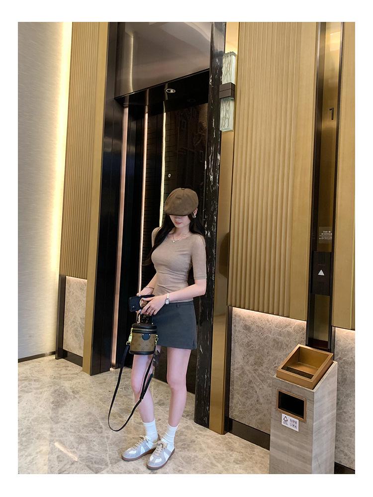 2026 Sexy Backless Short Sleeve T-Shirt - Women's Slim Fit Round Neck Top