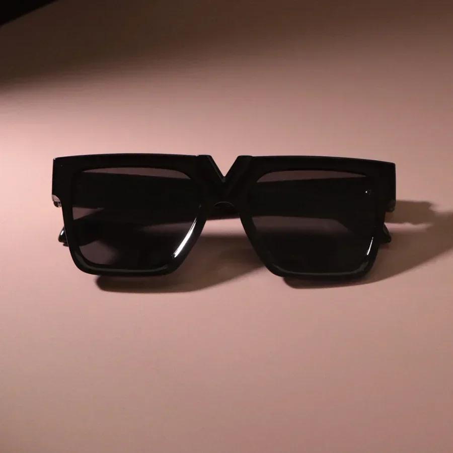 Classic Square Sunglasses Fashion Women Men Retro Stylish Glasses Casual Minimalist Female Male