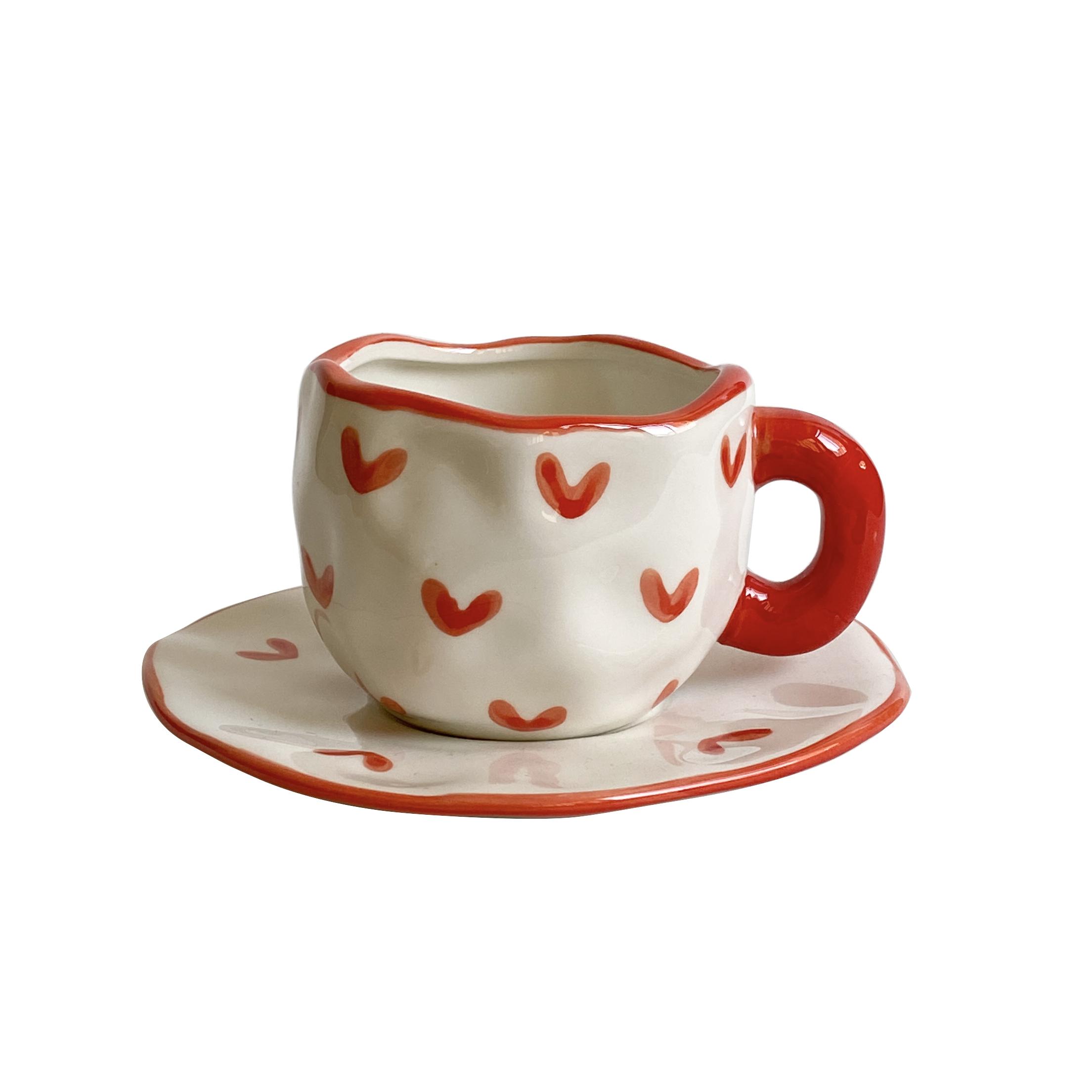 1Set Love Irregular Coffee Cup and Saucer, Creative Design Hand-Plated Irregular Coffee Cup and Saucer, Red Love Coffee Cup Mug, Suitable for Home De 280ml красный