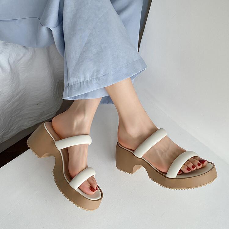 Physical single~~ French word with retro thick-soled heightening sandals for women's outer wear 2025 summer new open-toed sandals