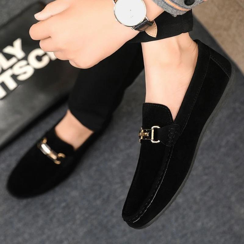 Fashion Flat Black Casual Shoes for Men Spring Autumn Sneakers Slip-on In Promotion Retro Cheap Liquidation Adults Leisure Man Shoe Work