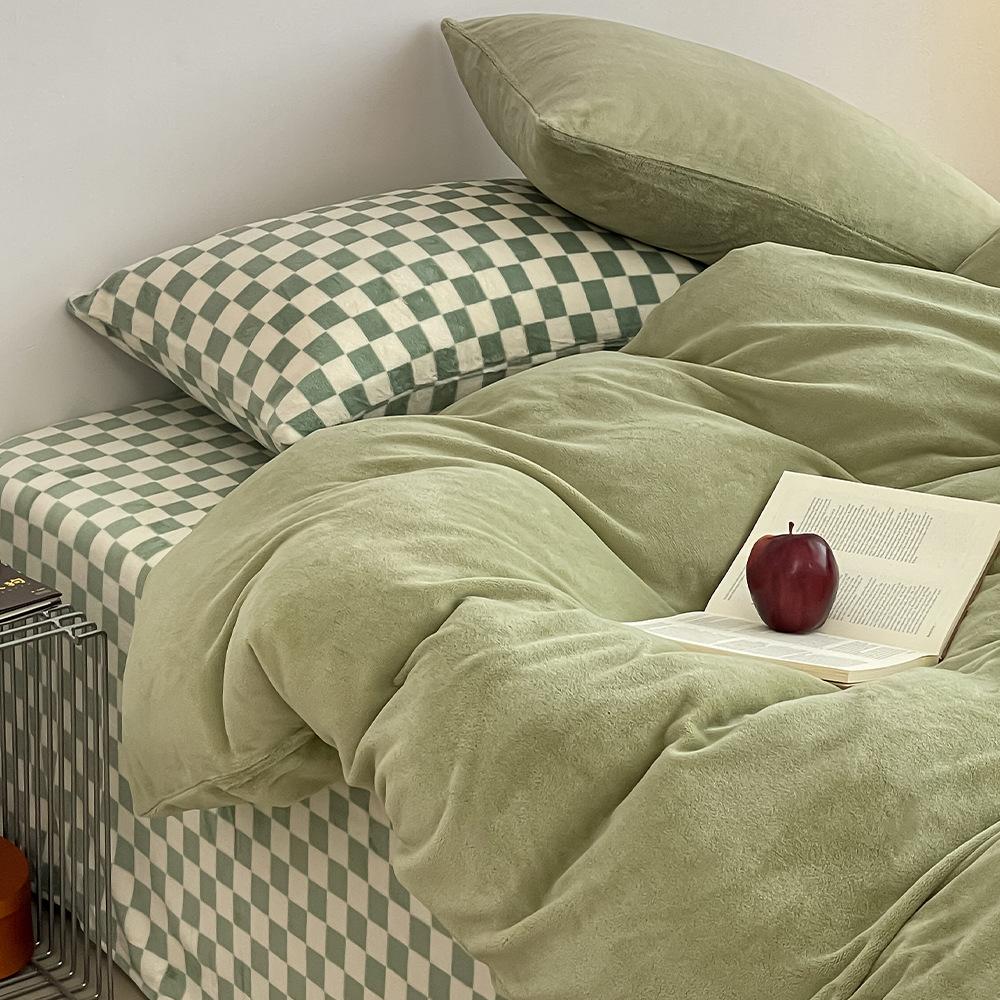 Thickened Milk Fleece Four-Piece Set, Warm Coral Fleece Bed Sheet Quilt Cover, Fleece Bedding Three-Piece Set