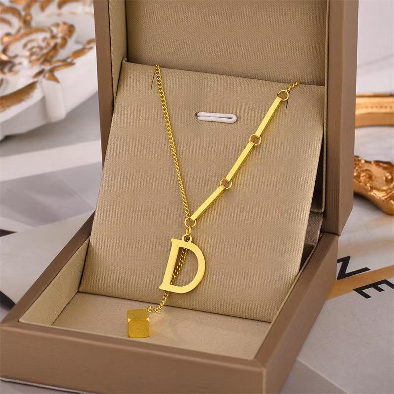 18K Gold Plated Titanium Steel D Letter Pendant Necklace - Trendy, Simple, Short Style for Women.