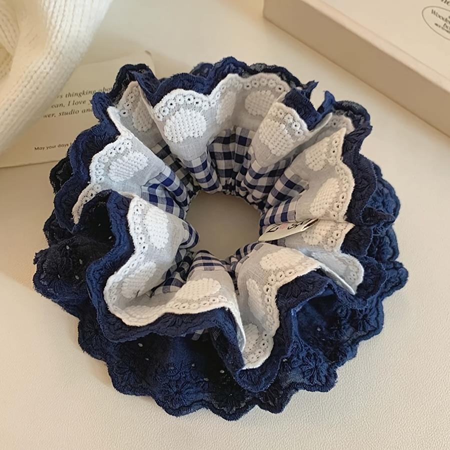 A Set of Women'S French-Style Intricate Design High-End Lace Four-Layer Hollow Edge Large Intestine Hair Tie