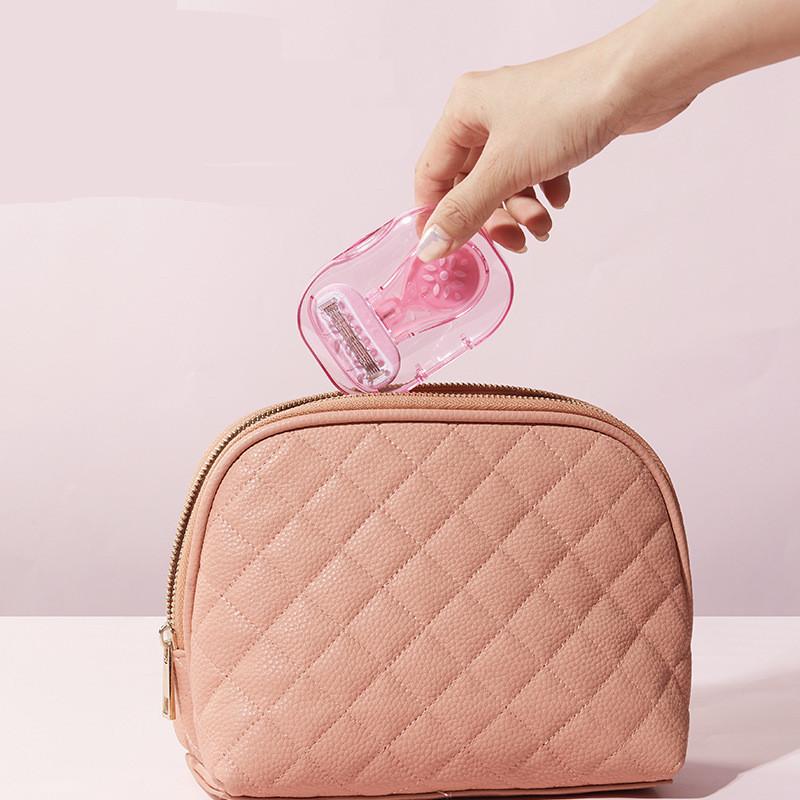 Manual Women's Razor With Five-blade Technology In Peach Pink Short Handle Includes One Razor Handle One Blade Head And Storage Case