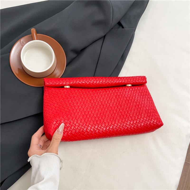 Simple Handbag Women's New Woven Pattern High-end Storage Women's Bag Personalized Curled Armpit Bag