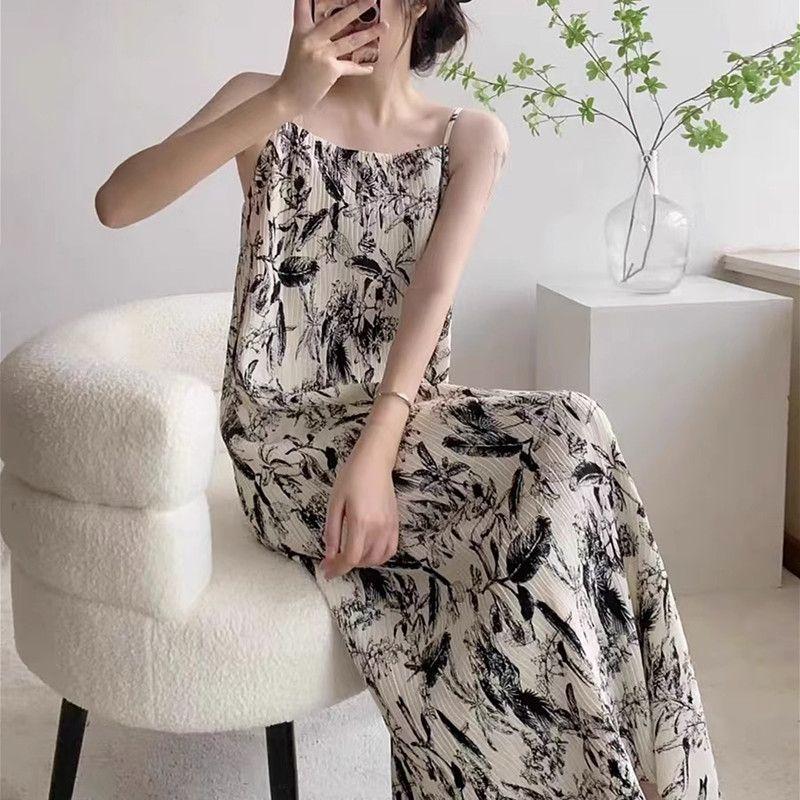 

Floral Strap Dress Women 2025 Amoi French Retro Hepburn Wind Smart Elegant High Class Elegant Dress Image color S