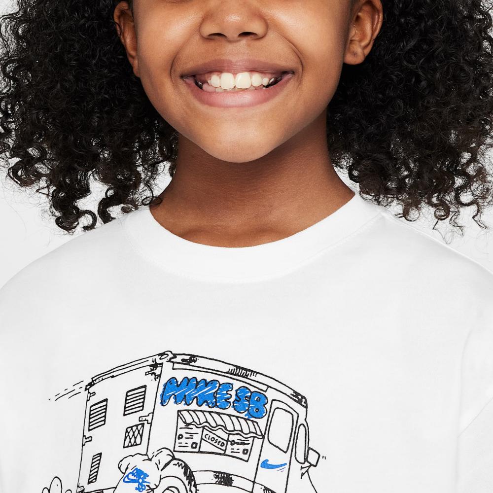 New Nike Grade School T Shirts HQ3226-100