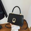Fashion Pu Small Square Shoulder Bag With Lock Closure For Daily Use