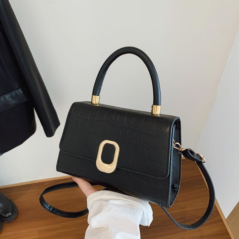 Fashion Pu Small Square Shoulder Bag With Lock Closure For Daily Use