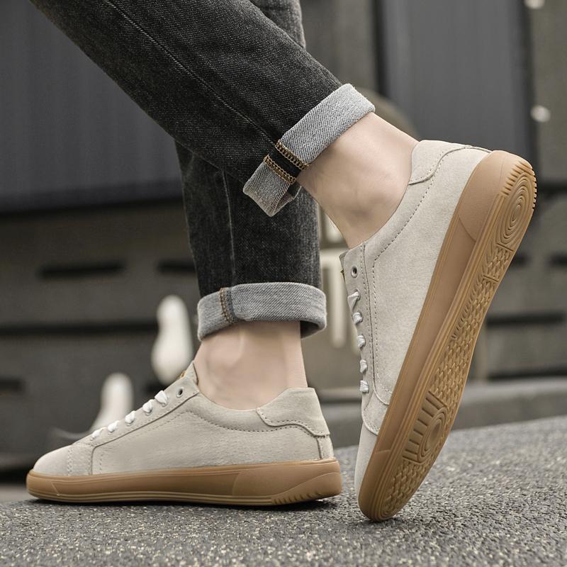 Lightweight soft Bottom Shoes Lace Up Pers Breathable Rubber Sole Cowhide Suede Leather Shoes Men Casual Sneakers