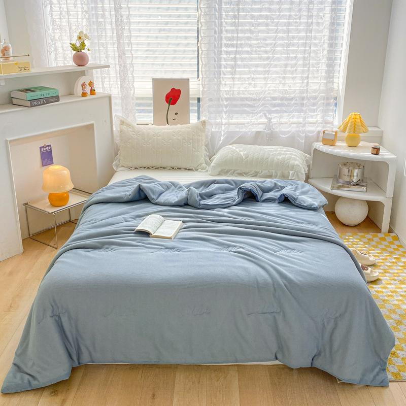 New Plaid Summer Quilt Airable Cover Comfortable Thin Duvet Washable Quilt