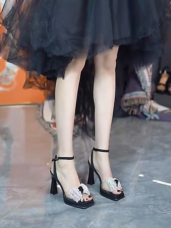 fashion One line bow high heels sandals new fairy style 2024 summer square toe fashion thick high heels fashion sandals