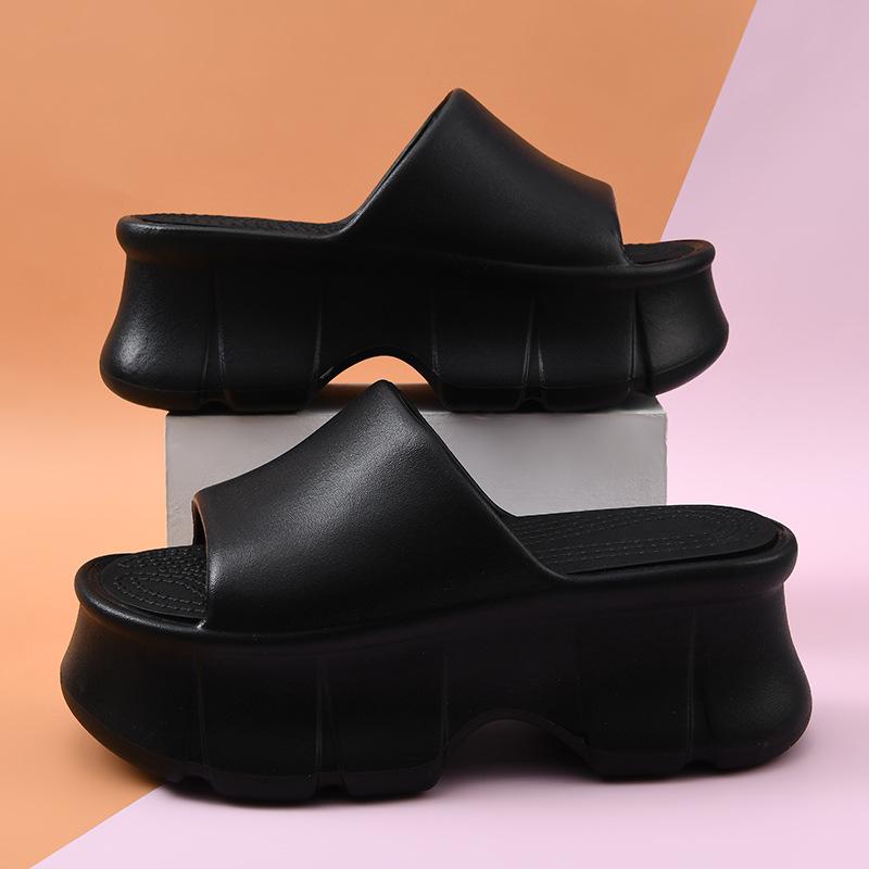 Fashion 2025 New Luxury Women's Casual Slippers Summer Wear Resistant Thick Bottom Anti Slip Beach Cool Slippers Fashion Women's Shoes