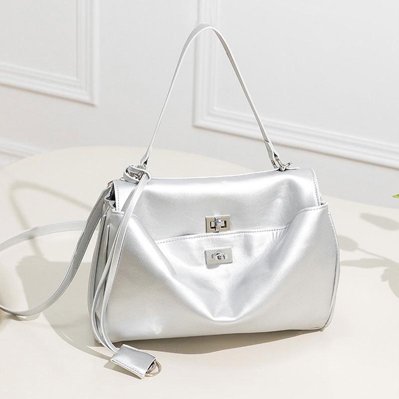 Tote Bag Fashion Bag Large Capacity Tote Bag Versatile Women's Handbag for Daily Commuting