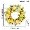 Žlutý květinový věnec na vchodové dveře zahradu statek venkovní zahradu svatbu