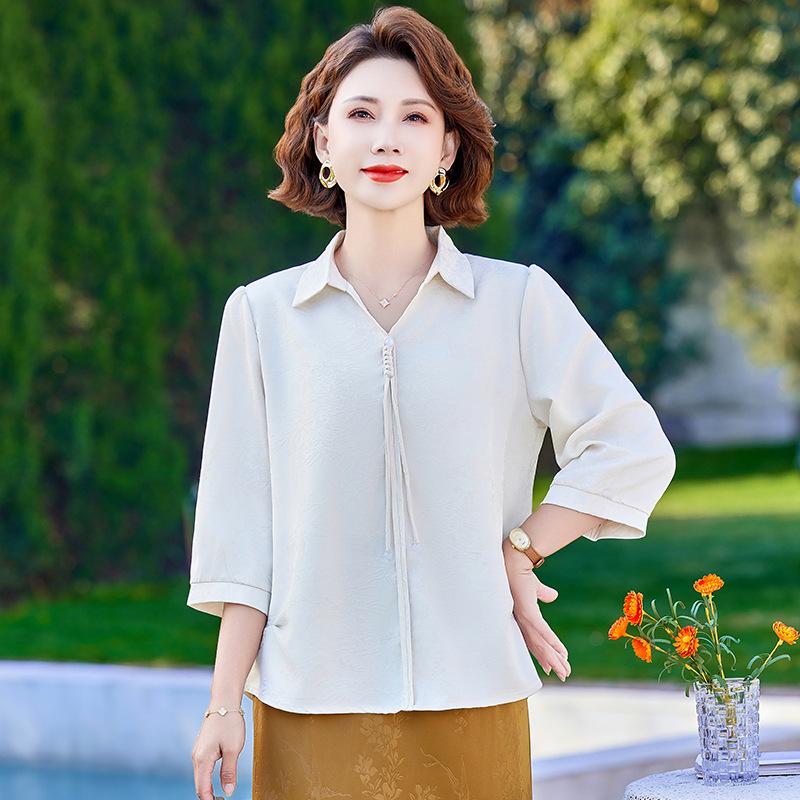 

Trendy Chinese Style Seven-Sleeve Loose-Fit Mother s Pullover Top 3XL (120-135 lbs) брудно-білий