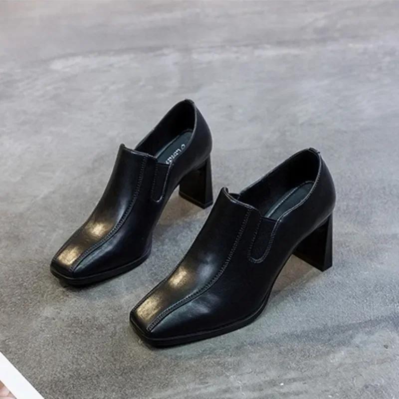 

Женские весенние новые корейские туфли с квадратным носком и глубоким носком на высоком каблуке с толстым 40