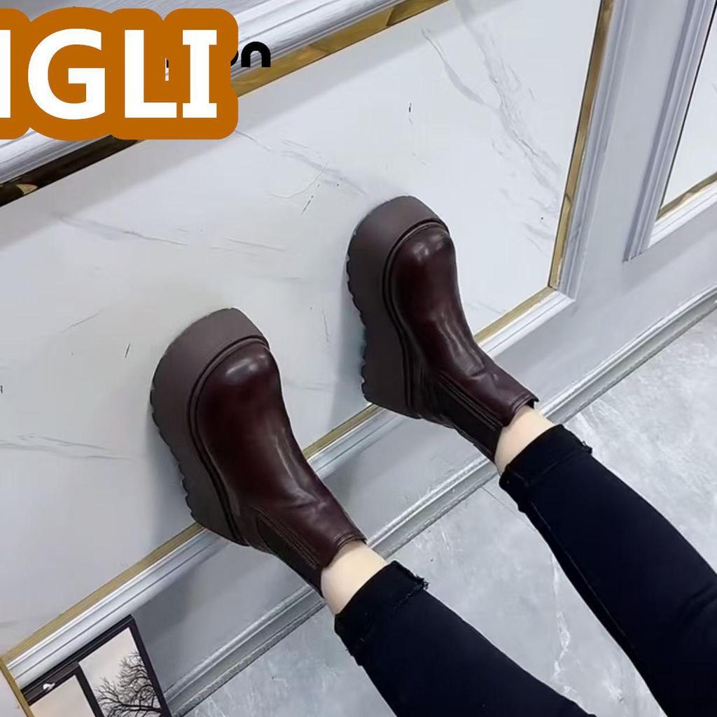 Damen Chelsea Stiefeletten zum Hineinschlüpfen mit Fleecefutter: Dicksohlige, höhenerhöhende Martin-Stiefel für Herbst/Winter 2025