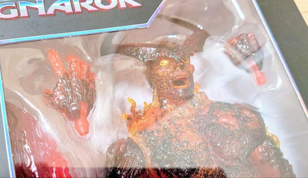 [USED] Marvel Legends Surtr Thor Ragnarok