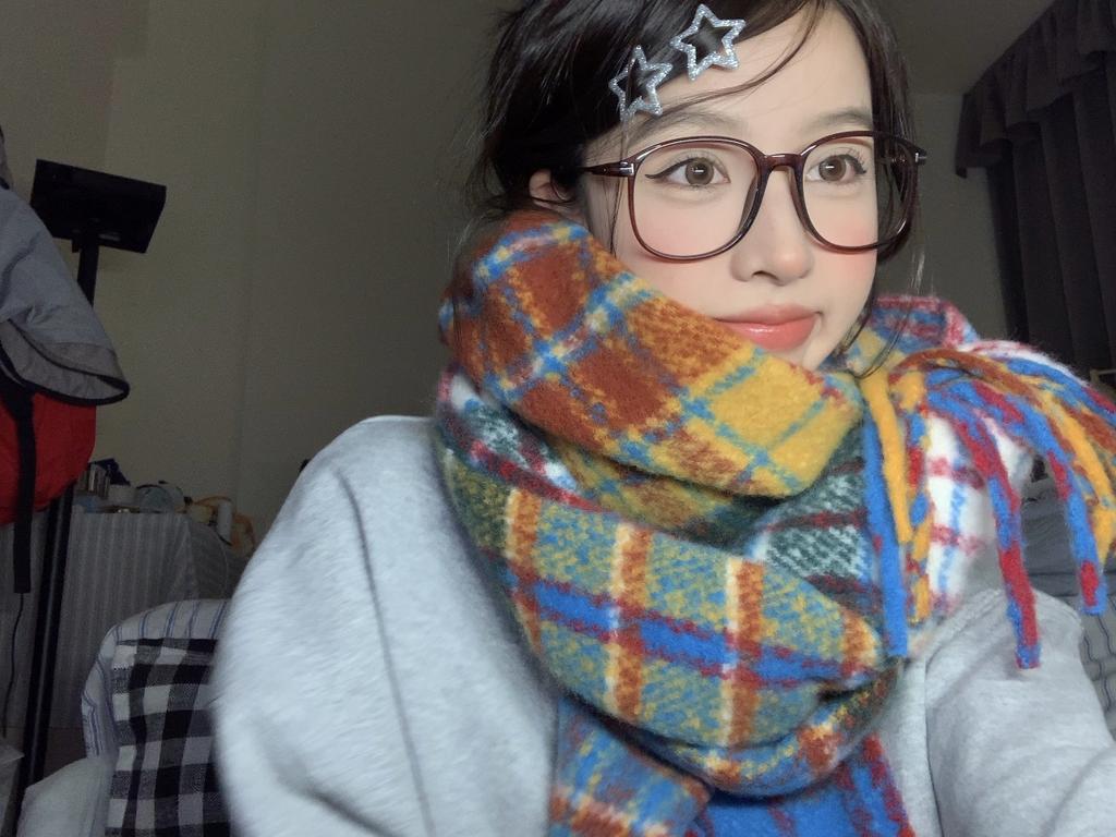 New autumn and winter rainbow plaid scarf women's winter high-end mohair fringed shawl scarf imitation cashmere scarf