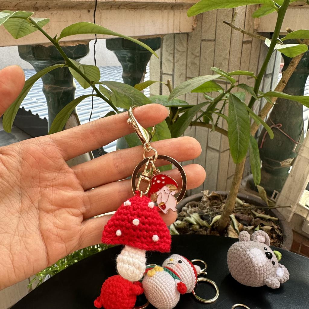 Handmade wool crocheted cartoon sunny day doll dog pig sheep chicken fox rabbit animal diy doll head key chain bag decoration