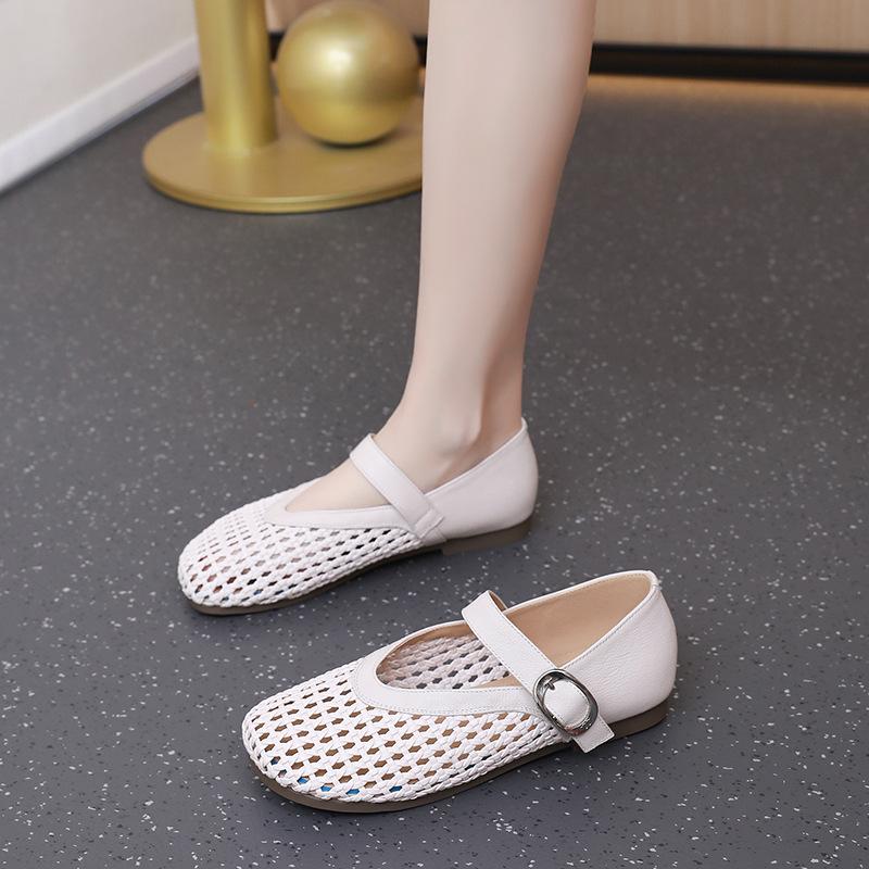Retro Simple Woven Hollow Fashion Single Shoes for Women In Summer New One-button Four-season Flat Hole Single Shoes