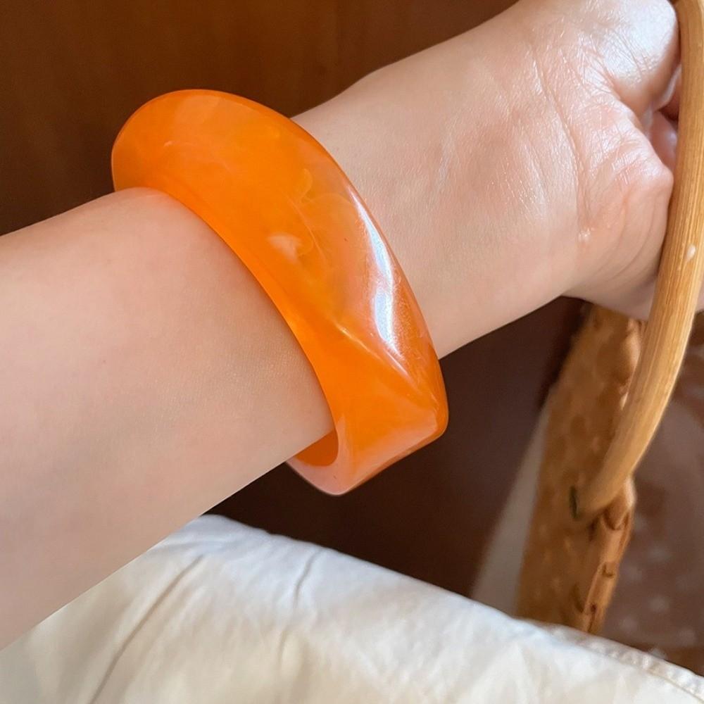 Round Resin Bangle Europe American Style Exaggerated Bracelet Temperament Cuff Bangles  Girls