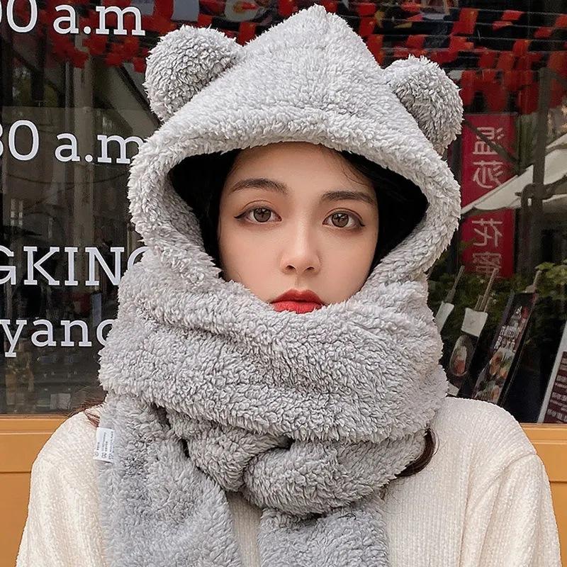 Plush bear hat, scarf, integrated women's winter scarf, cute winter versatile cycling, warm, plush ear protectors, and hooded.