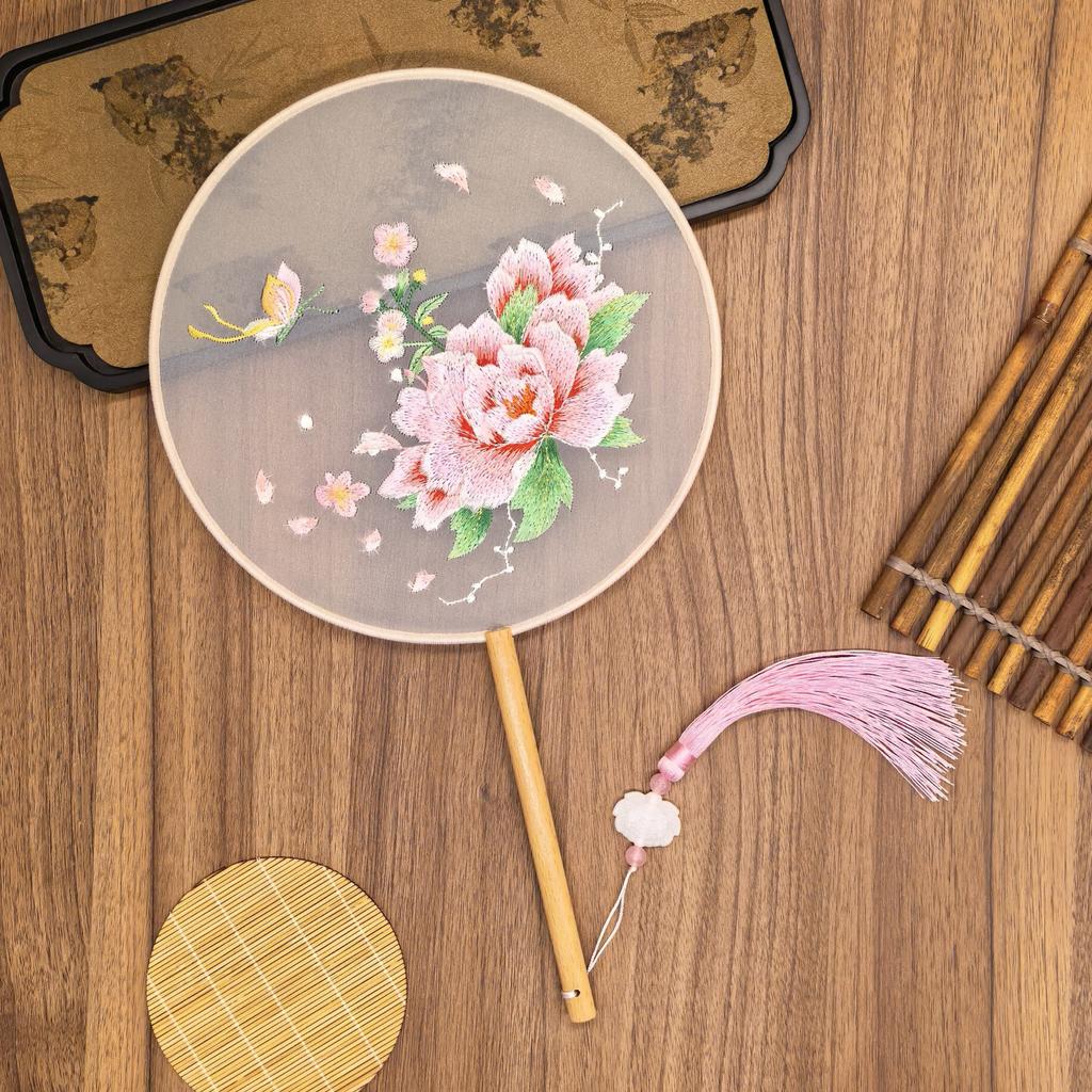 Vintage Double Sided Embroidery Flower Shape Hand Fan Chinese Palace Hanfu Floral Silk Hand Fan Craft Wedding Gift For Guests
