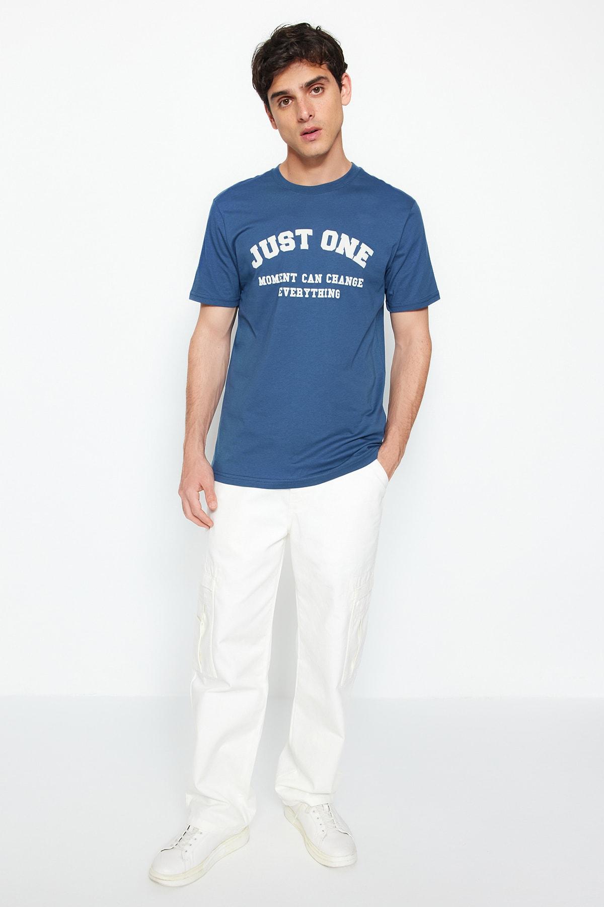 

Футболка - Темно-синяя - Стандартный крой