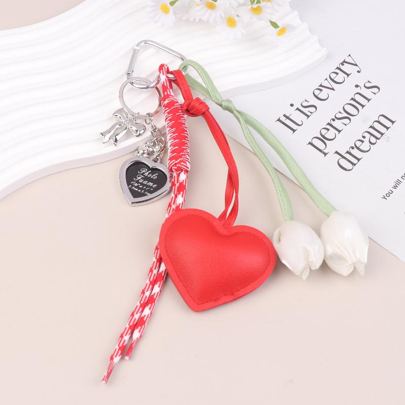 

Модный Милый Тюльпан Кожаное Сердце Шнурок Брелок В Стиле Ins Плетеная Веревка Держатель для Ключей Универсальный Подвеска для Сумки Украшения Подарки красный